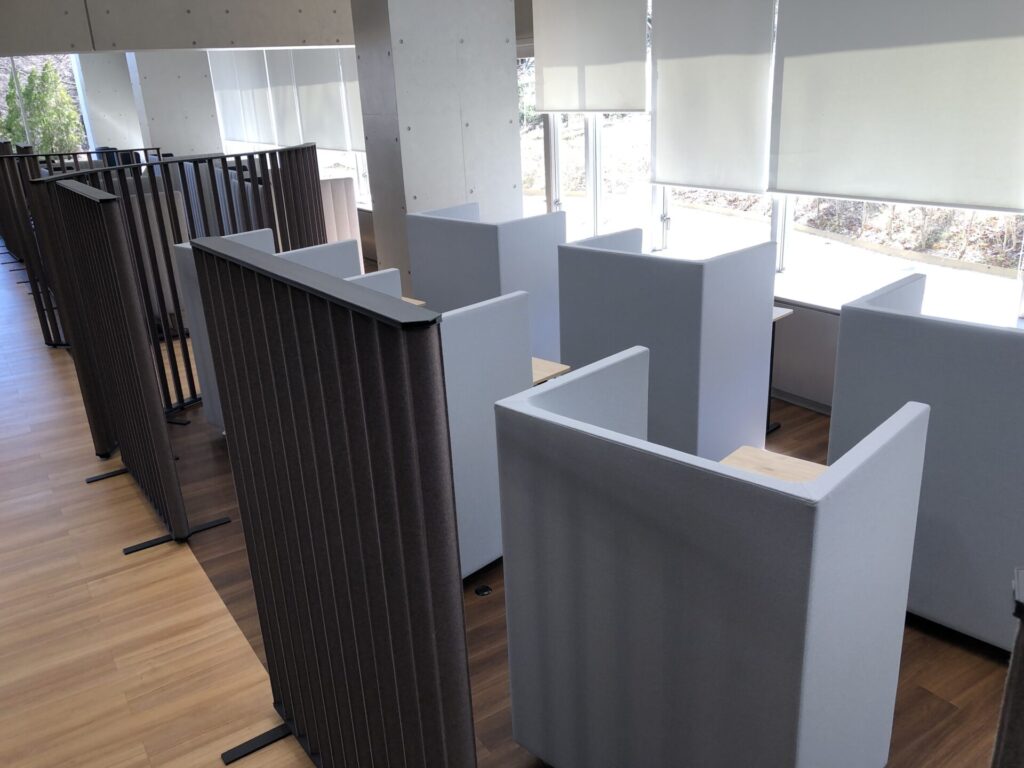 Beispiel Reihe an Lerncubicles