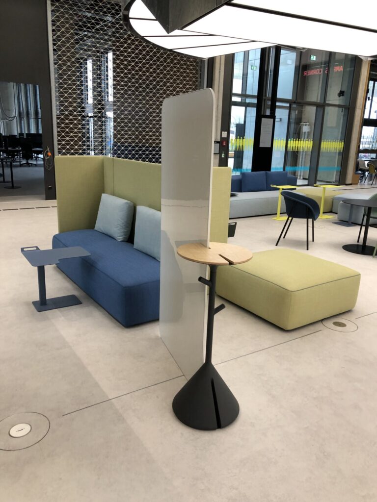 Beispiel Lernecke in Foyer